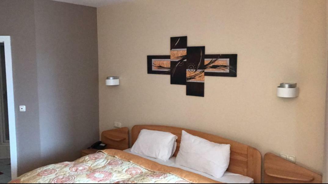 Hotel Korfu Geiselhoring Zewnętrze zdjęcie