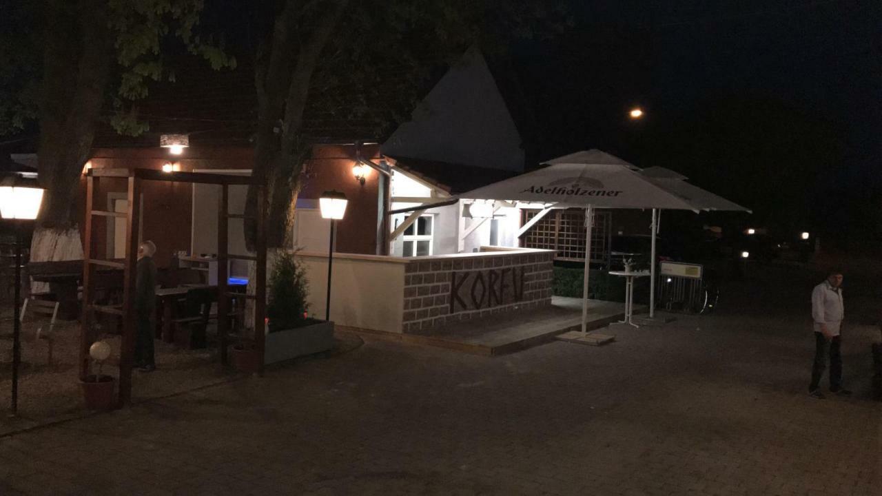 Hotel Korfu Geiselhoring Zewnętrze zdjęcie