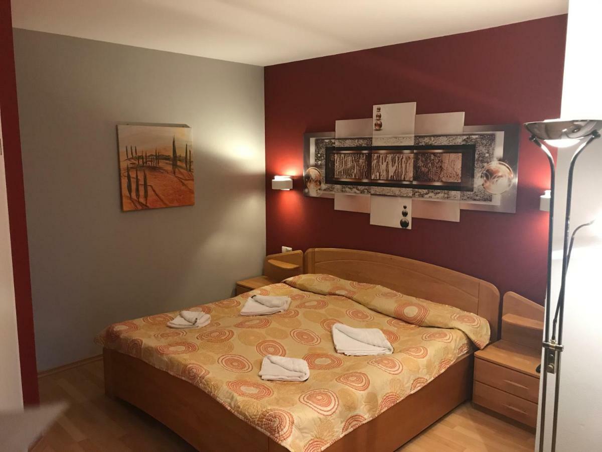 Hotel Korfu Geiselhoring Zewnętrze zdjęcie
